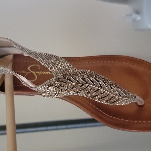 Outfit - Picture 8 of 9